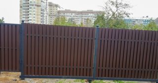 Купить распашные ворота из штакетника Бузулук, цена от 2768 руб.