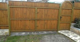 Купить распашные ворота деревянные Бузулук, цена от 2768 руб.